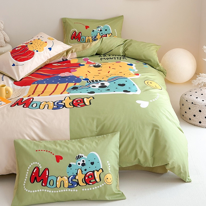 91家纺网 家纺一手货源 找家纺 花言狐语 2025新款全棉13372卡通大版数码印花四件套（提供买家秀） 欢乐家族