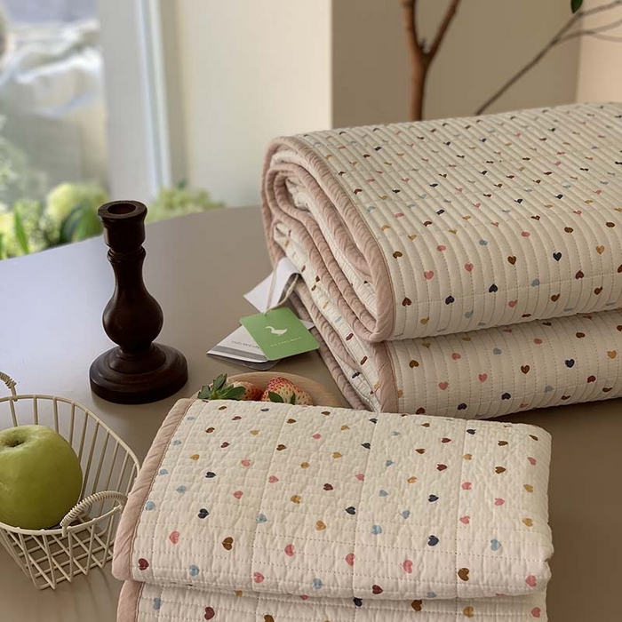 91家纺网 家纺一手货源 找家纺 汇庭 2025新款蔓莎床盖三件套系列-实拍 彩色心情