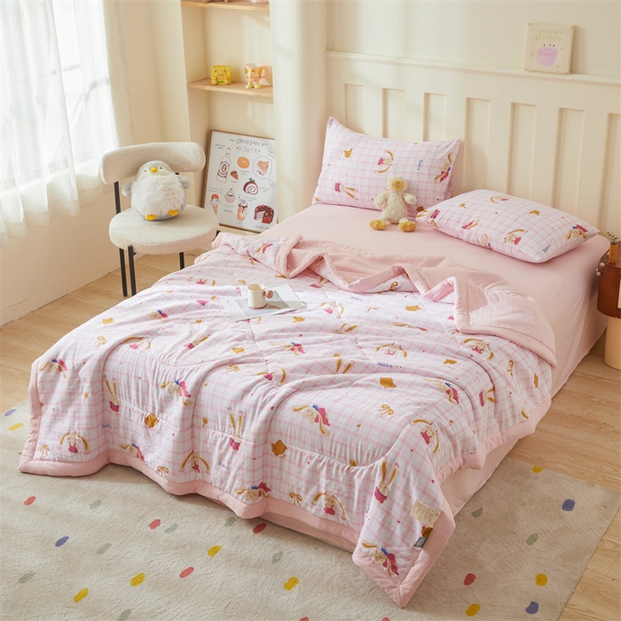 91家纺网 家纺一手货源 找家纺 2025新款小花款新疆棉花夏被【棉花含量100%】夏季空调被薄被子可机洗夏凉被 大耳兔-粉