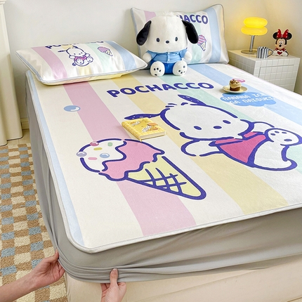 91家纺网 家纺一手货源 找家纺 米帛家纺 2025新款 A类大版三丽鸥冰藤席-床笠款 彩虹帕恰狗