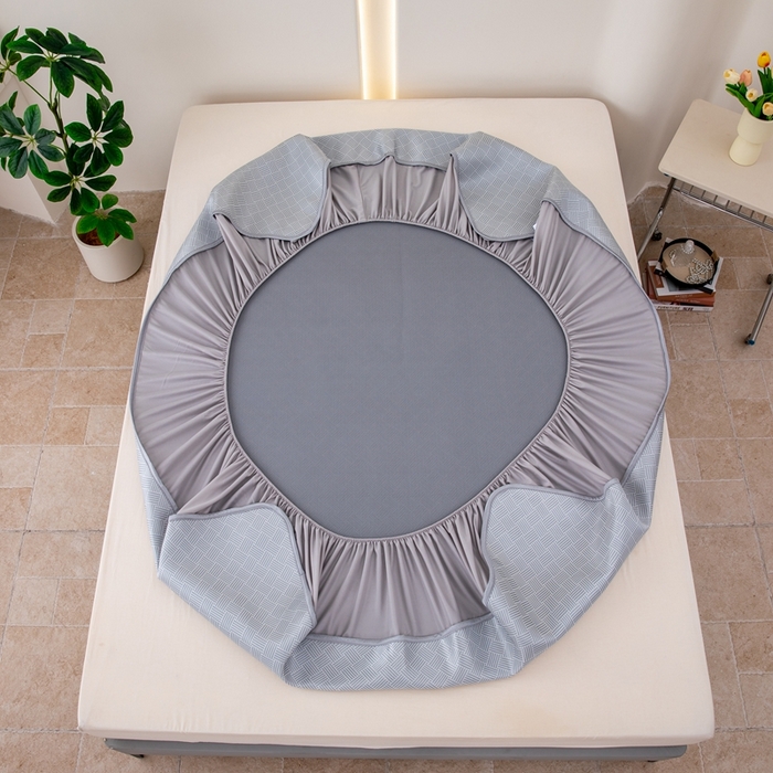 91家纺网 家纺一手货源 找家纺 凌云家纺  2025新款提花凉感冰丝席床笠款三明治凉席三件套 菱格-灰