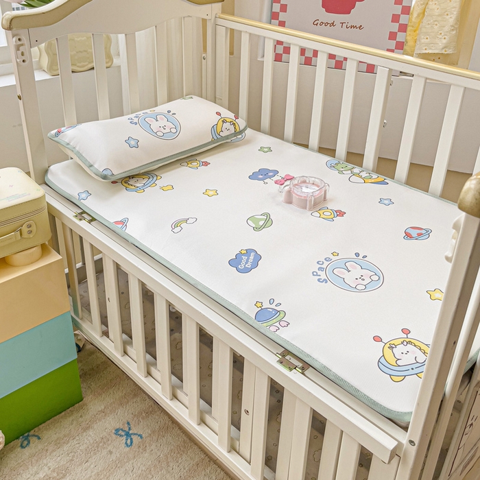 91家纺网 家纺一手货源 找家纺 富馨莱 2025新款幼儿园冰丝席A类抗菌儿童空调席支持定制尺寸 宇航员