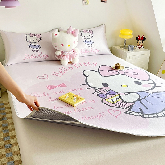 91家纺网 家纺一手货源 找家纺 米帛家纺 2025新款 A类大版三丽鸥冰藤席-床席款 香水凯蒂猫