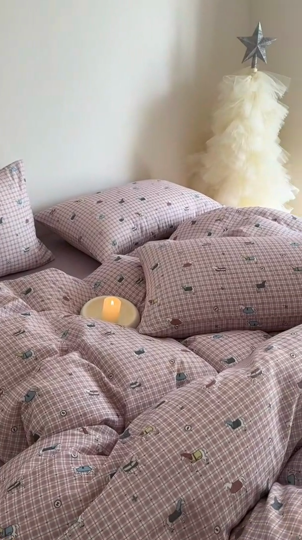 91家纺网 家纺一手货源 找家纺 塞纳 2026新款.全棉有氧双层纱四件套-场景一 追觅-红