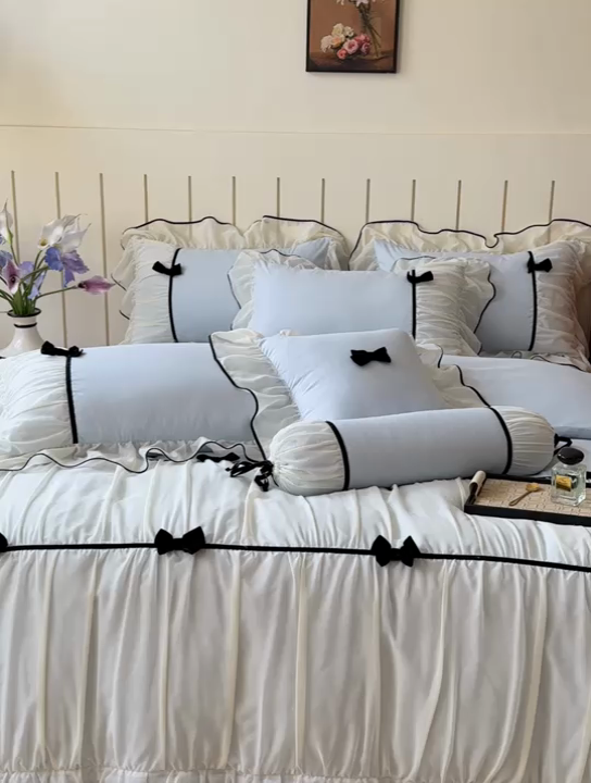 91家纺网 家纺一手货源 找家纺 狂想家（床边故事）2025赛琳法式高定四件套 赛琳晴空兰