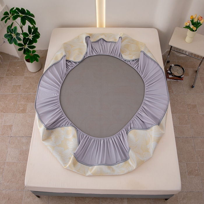 91家纺网 家纺一手货源 找家纺 凌云家纺  2025新款提花凉感冰丝席床笠款三明治凉席三件套 萱花-金