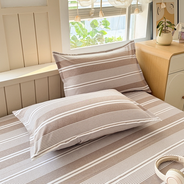 91家纺网 家纺一手货源 找家纺 首爱家纺 2025新款色织老粗布床单老粗布凉席三件套 咖格