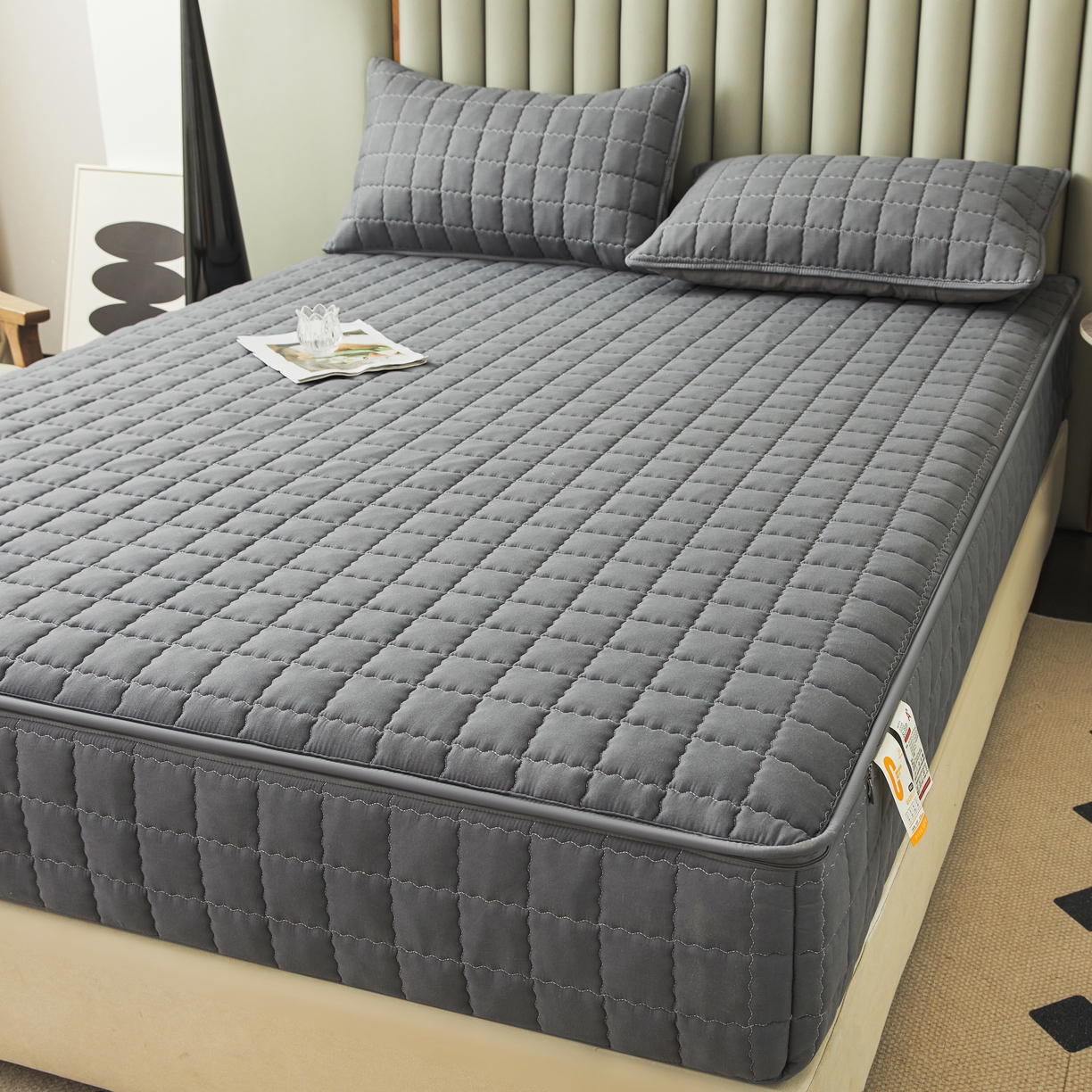 91家纺网 家纺一手货源 找家纺 欧邦 2025新款可拆卸六面全包夹棉床笠 五面夹棉-深灰