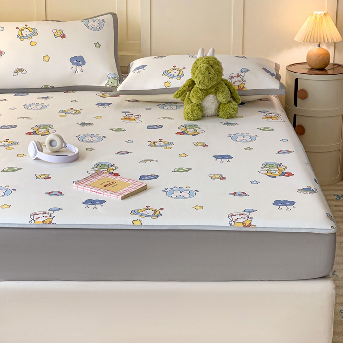 91家纺网 家纺一手货源 找家纺 富馨莱 2025新款床笠款冰藤印花凉席A类抗菌冰丝席支持定制尺寸 宇航员