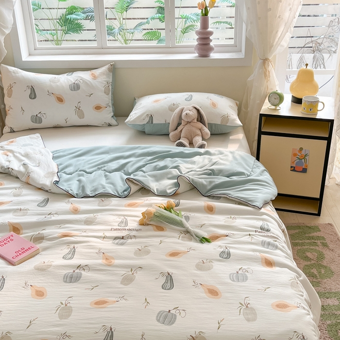 91家纺网 家纺一手货源 找家纺 贝扬思家纺 2025新款水洗皱皱纱系列夏被-系列二 南瓜日记