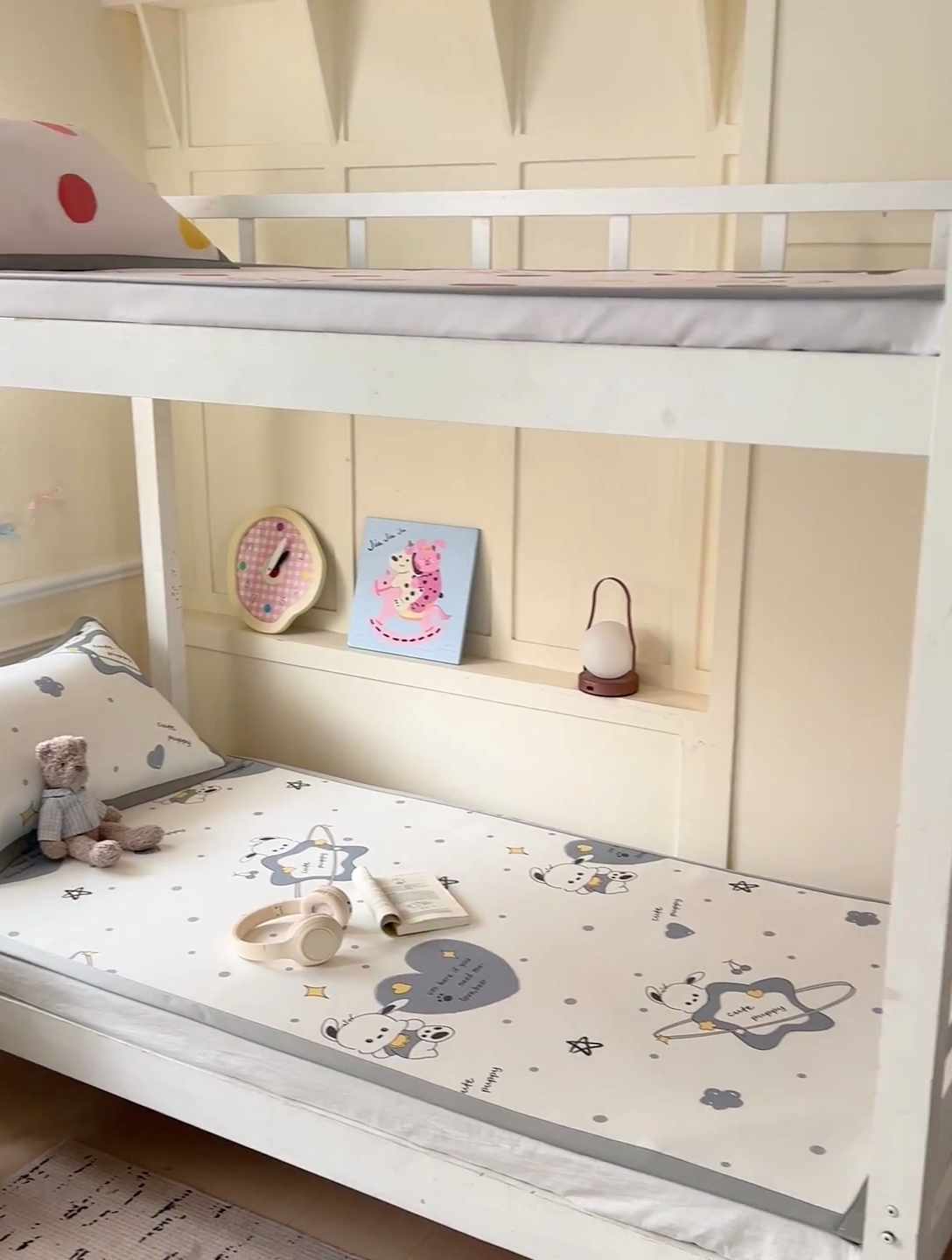 91家纺网 家纺一手货源 找家纺 富馨莱 2025新款学生平铺款冰藤印花凉席A类抗菌冰丝席支持定制尺寸 星星狗