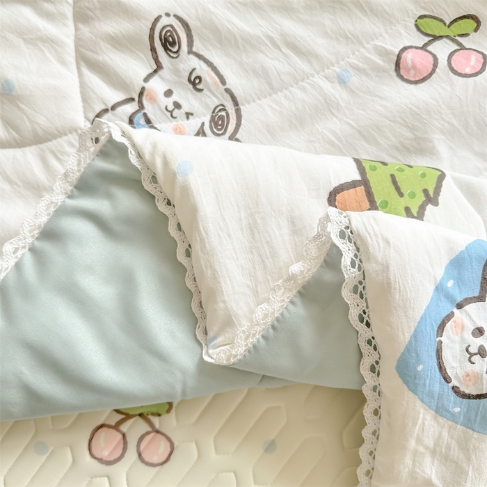 91家纺网 家纺一手货源 找家纺 慕尚家纺  2025春夏新款乳胶凉席水洗棉夏被夏凉被空调被三件套四件套 淘气狗