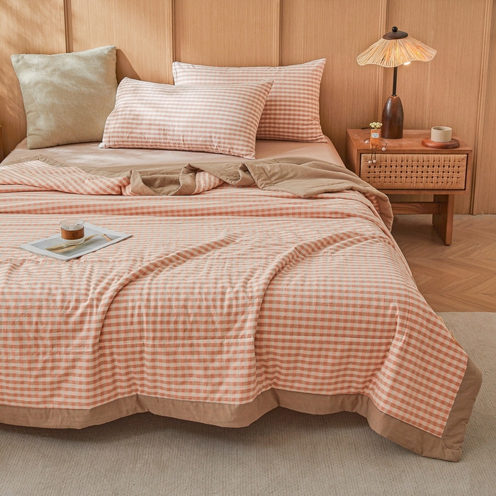 91家纺网 家纺一手货源 找家纺 伊人坊 A类水洗棉新疆棉花夏被 粉小格