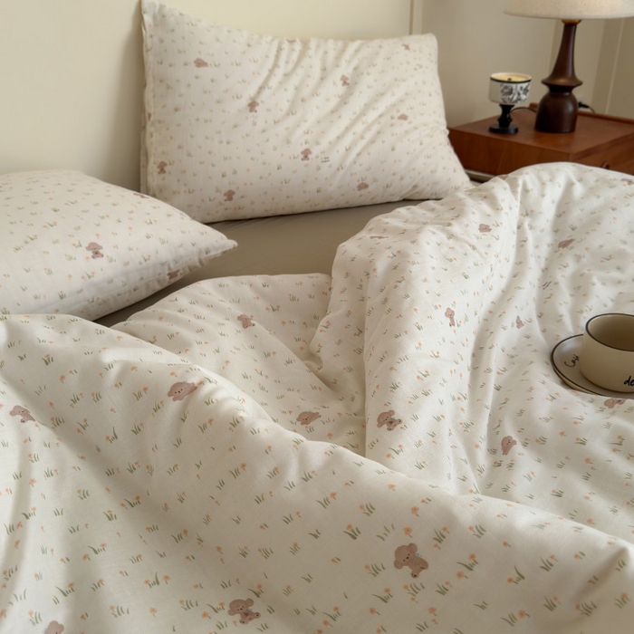 91家纺网 家纺一手货源 找家纺 曲之慕2025新款A类母婴级有氧全棉纯棉双层纱印花四件套 田园小熊-黄