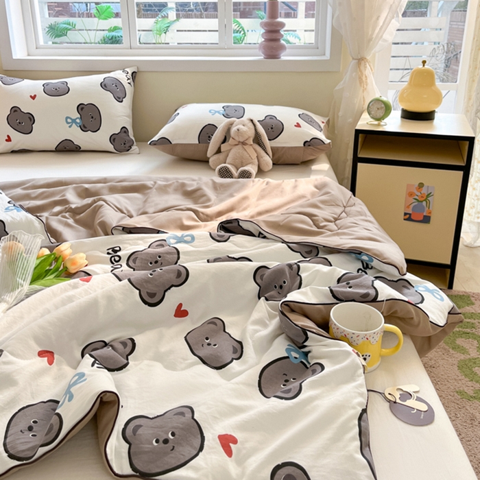 91家纺网 家纺一手货源 找家纺 贝扬思家纺 2025新款水洗皱皱纱系列夏被-系列二 曲奇碎卷卷