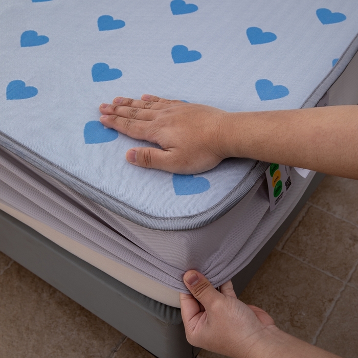 91家纺网 家纺一手货源 找家纺 （总）凌云家纺  2025新款提花凉感冰丝席床笠款三明治凉席三件套