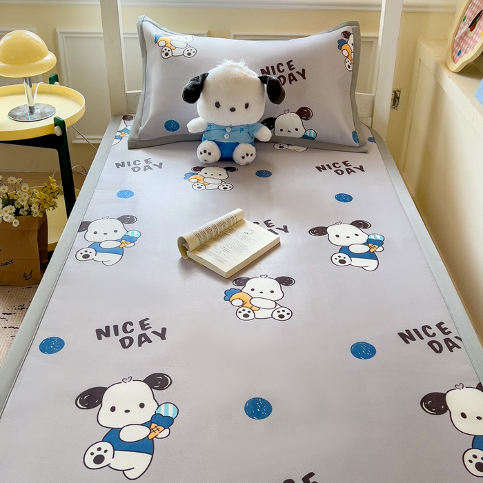 91家纺网 家纺一手货源 找家纺 富馨莱 2025新款学生平铺款冰藤印花凉席A类抗菌冰丝席支持定制尺寸 乖乖狗