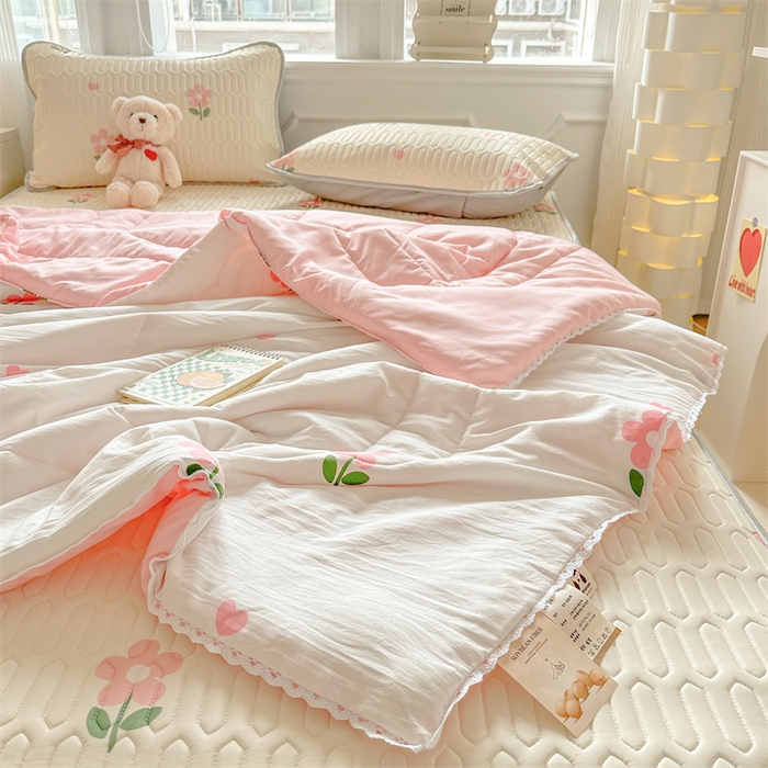 91家纺网 家纺一手货源 找家纺 慕尚家纺  2025春夏新款乳胶凉席水洗棉夏被夏凉被空调被三件套四件套 花儿朵朵