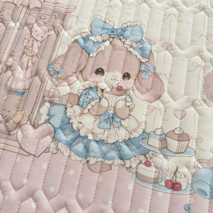 91家纺网 家纺一手货源 找家纺 慕尚家纺  2025春夏新款乳胶凉席水洗棉夏被夏凉被空调被三件套四件套 洛丽塔小熊