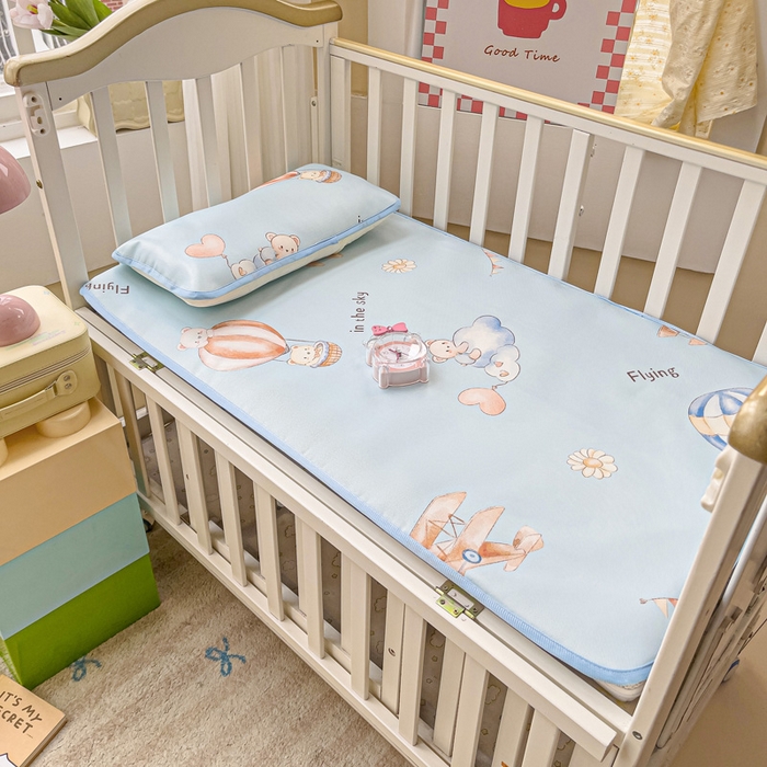 91家纺网 家纺一手货源 找家纺 富馨莱 2025新款幼儿园冰丝席A类抗菌儿童空调席支持定制尺寸 星空探险家