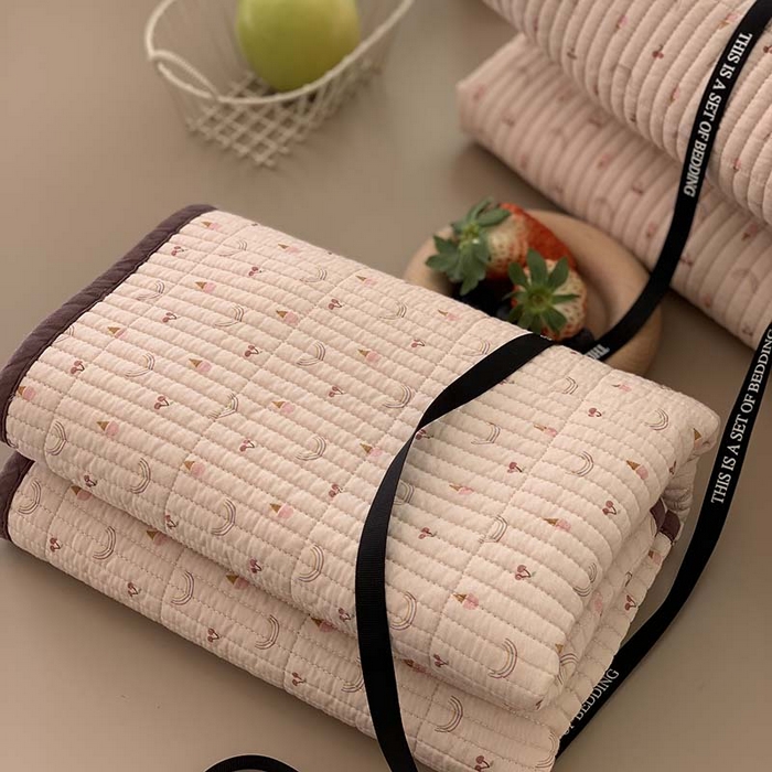 91家纺网 家纺一手货源 找家纺 汇庭 2025新款蔓莎床盖三件套系列-实拍 冰淇淋