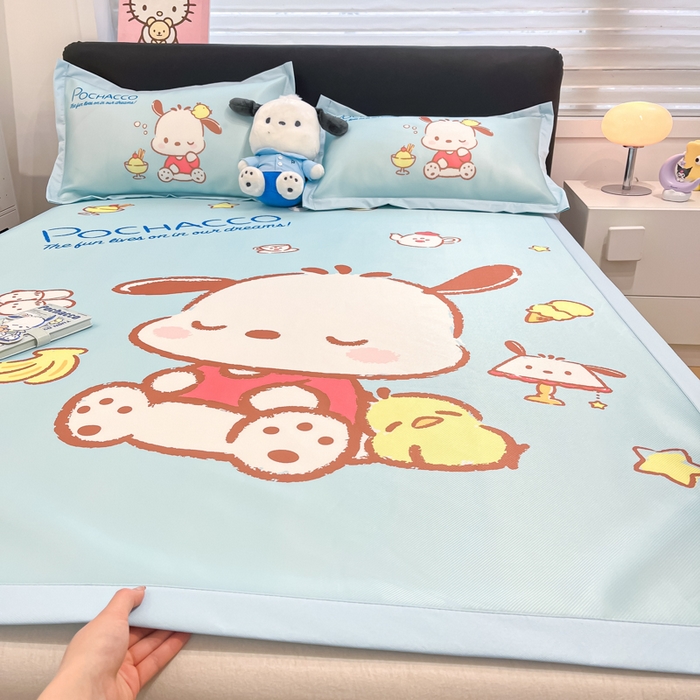 91家纺网 家纺一手货源 找家纺 2025新款正版授权A类大版数码印花三丽鸥可机洗1200D冰丝凉席席子凉席可组合针织棉夏被四件套-平铺款 平铺款-呆萌帕恰狗