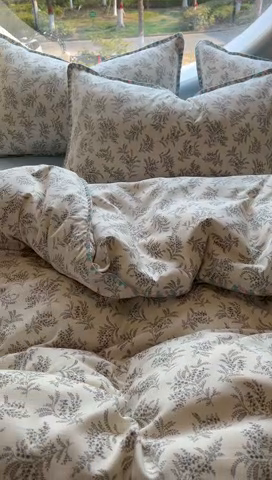 91家纺网 家纺一手货源 找家纺 （总）葡萄家 2025直播爆款高克重彩色三角针A类针织双层纱四件套 提供买家秀