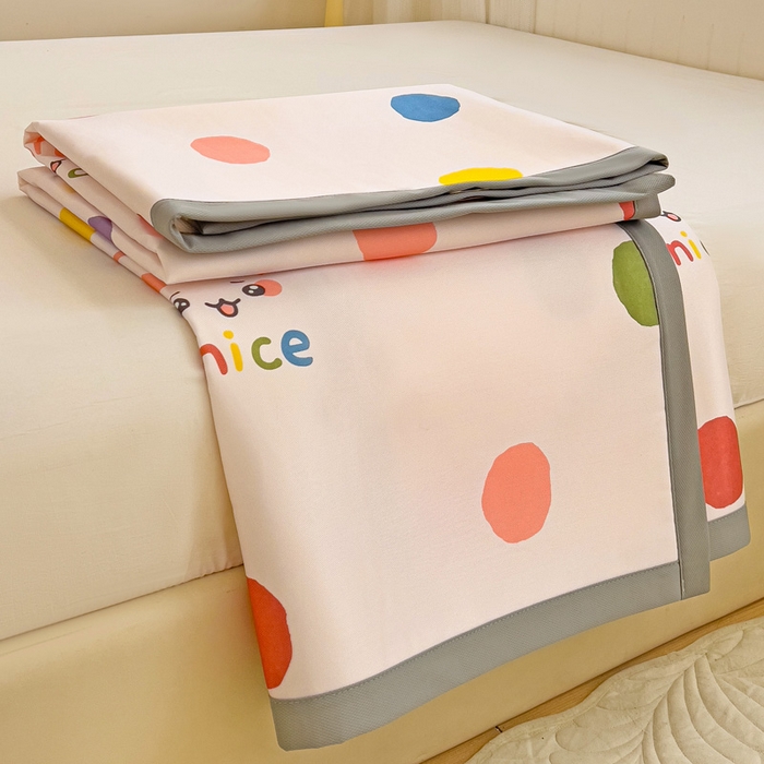 91家纺网 家纺一手货源 找家纺 富馨莱 2025新款平铺款冰藤印花凉席A类抗菌冰丝席支持定制尺寸 圆点兔兔