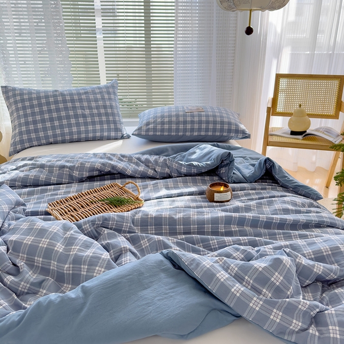 91家纺网 家纺一手货源 找家纺 2025新款无印风夏被 蓝大格