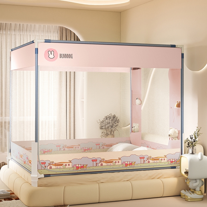 91家纺网 家纺一手货源 找家纺 青竹苑 2025新款围栏支架口袋款坐床防摔蚊帐 兔兔小镇