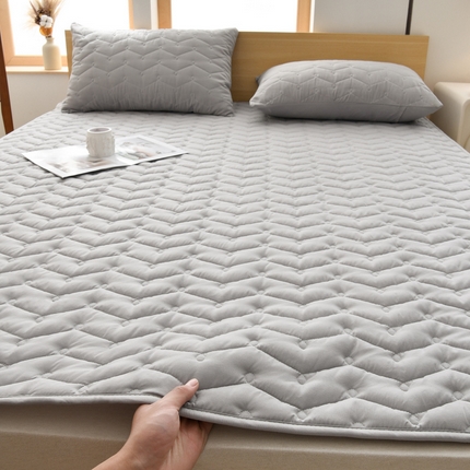91家纺网 家纺一手货源 找家纺 （总）乐逸家纺   2025新款波浪防水床护垫床垫褥子