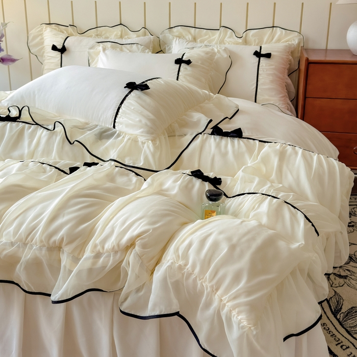 91家纺网 家纺一手货源 找家纺 狂想家（床边故事）2025赛琳法式高定四件套 赛琳奶昔白