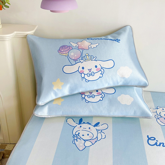 91家纺网 家纺一手货源 找家纺 米帛家纺 2025新款 A类大版三丽鸥冰藤席-床笠款 气球玉桂狗