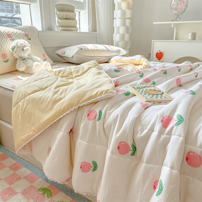 91家纺网 家纺一手货源 找家纺 慕尚家纺  2025春夏新款乳胶凉席水洗棉夏被夏凉被空调被三件套四件套 郁金香