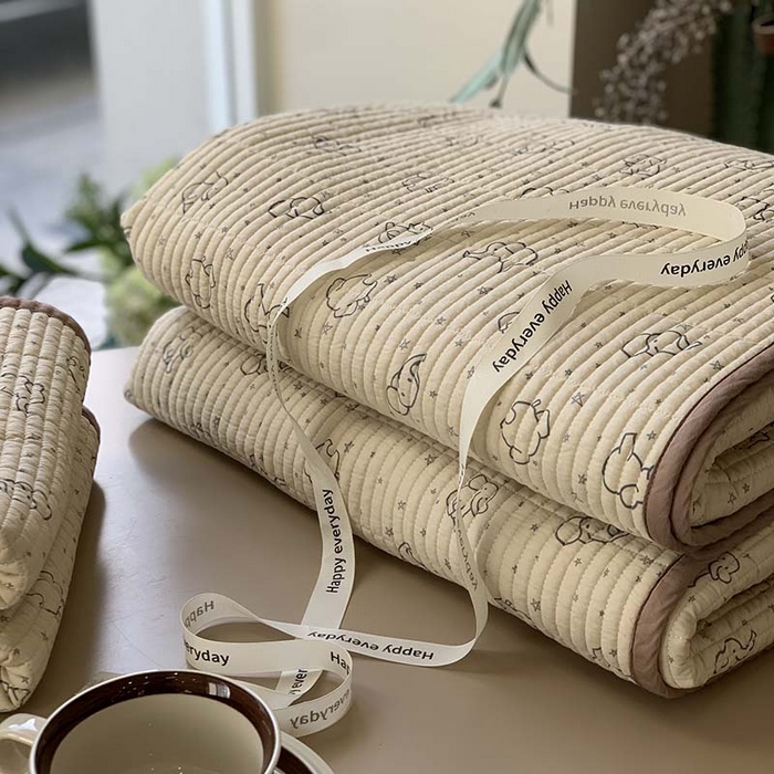 91家纺网 家纺一手货源 找家纺 汇庭 2025新款蔓莎床盖三件套系列-实拍 小象星星