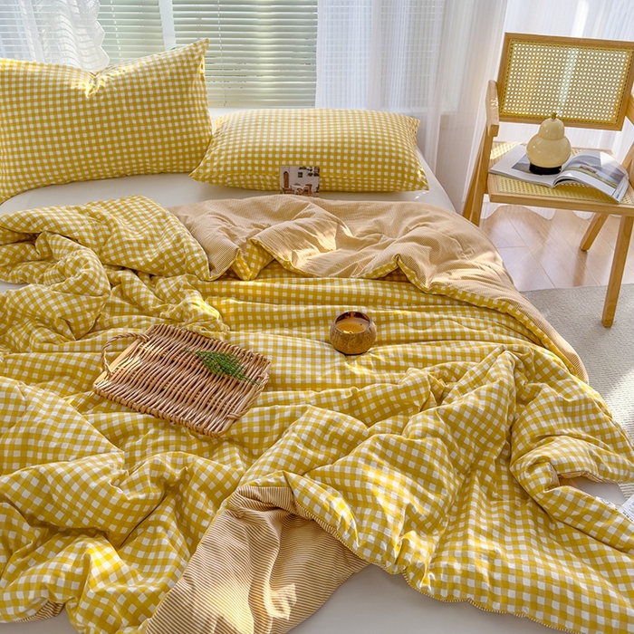 91家纺网 家纺一手货源 找家纺 2025新款无印风夏被 黄小格