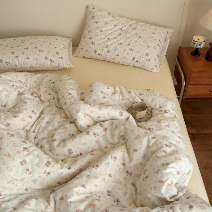 91家纺网 家纺一手货源 找家纺 曲之慕2025新款A类母婴级有氧全棉纯棉双层纱印花四件套 卡通乐园-米