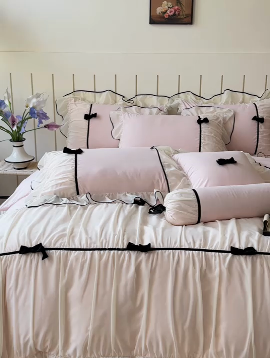 91家纺网 家纺一手货源 找家纺 狂想家（床边故事）2025赛琳法式高定四件套 赛琳茶花粉