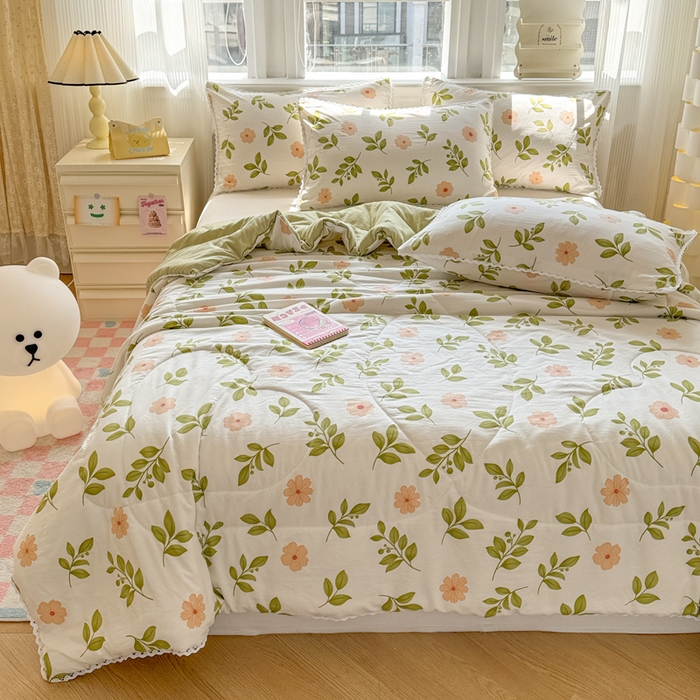 91家纺网 家纺一手货源 找家纺 慕尚家纺 2025新款水洗棉花边工艺羽丝棉卡通系列夏被 仙草