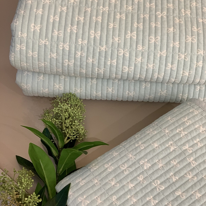 91家纺网 家纺一手货源 找家纺 汇庭 2025新款全棉床盖三件套-实拍 小贝蝶蓝