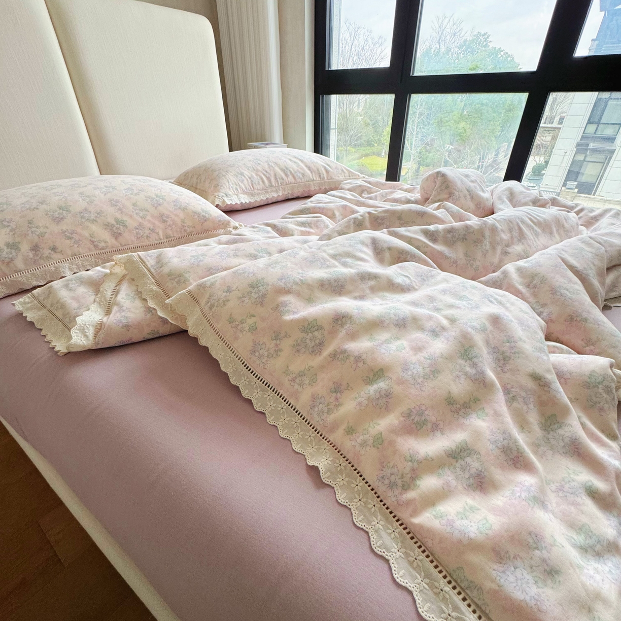 91家纺网 家纺一手货源 找家纺 8+8 （花型持续更新中）2025新款全棉双层纱镂空花边/皱皱花边四件套  妮卡