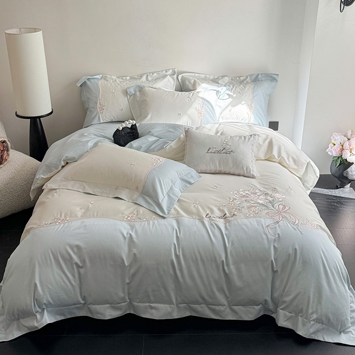 91家纺网 家纺一手货源 找家纺 优悦生活馆 2025新款全棉新疆长绒棉四件套-鸢尾花畔 控价 鸢尾花畔-浅云蓝