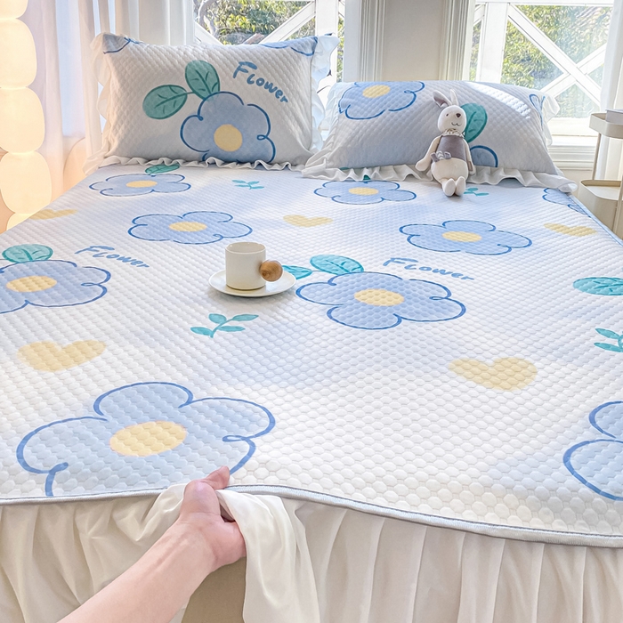 91家纺网 家纺一手货源 找家纺 康纳利2025新款A类冰豆豆床裙款凉席夏被四件套凉感丝空调被送买家秀 花语