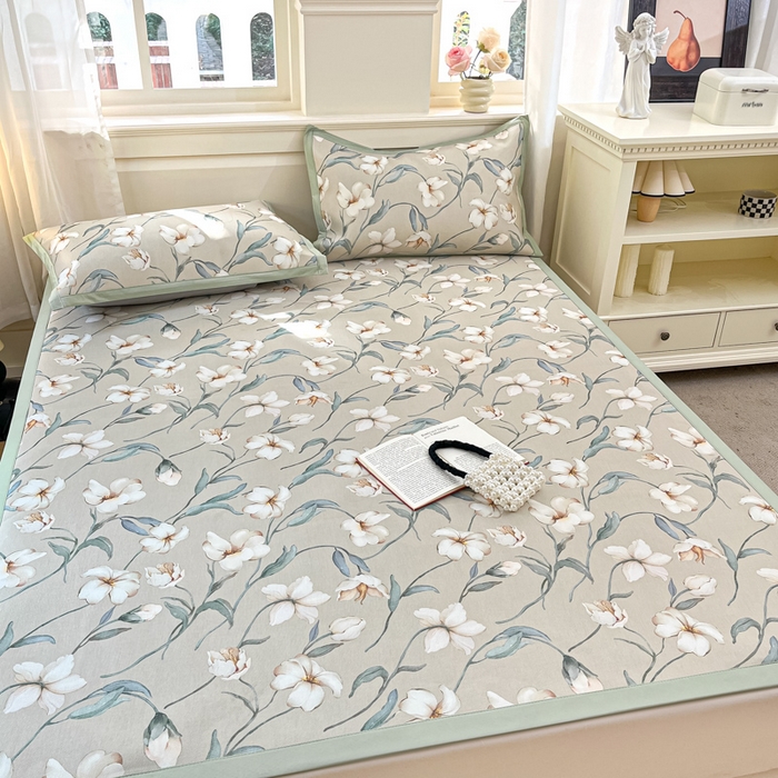 91家纺网 家纺一手货源 找家纺 绒艺席业 2025新款600D冰丝印花数码印花冰藤席赫本风系列 后花园