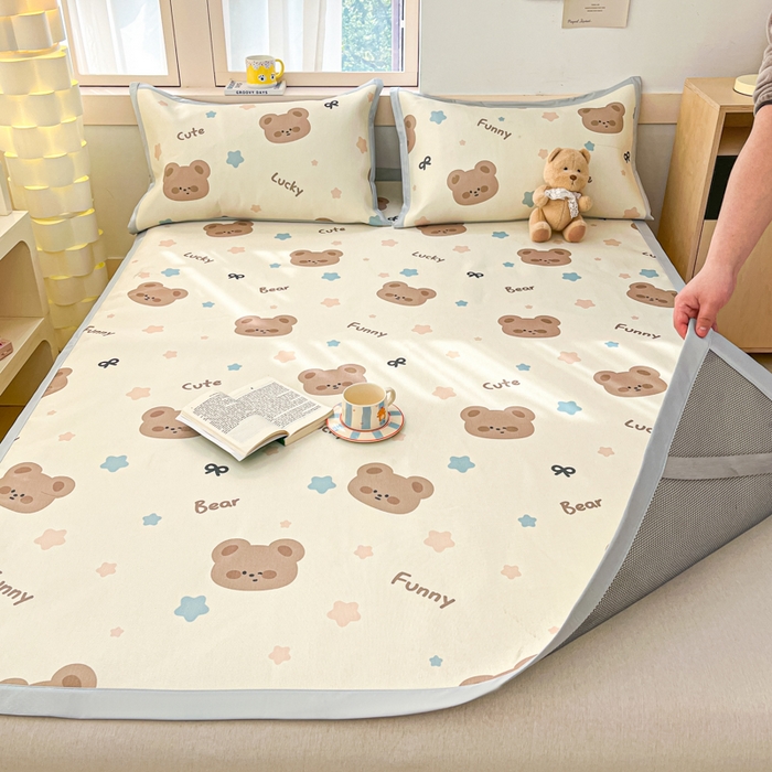 91家纺网 家纺一手货源 找家纺 绒艺席业 2025新款600D冰丝印花数码印花冰藤席卡通小清新系列 星星熊