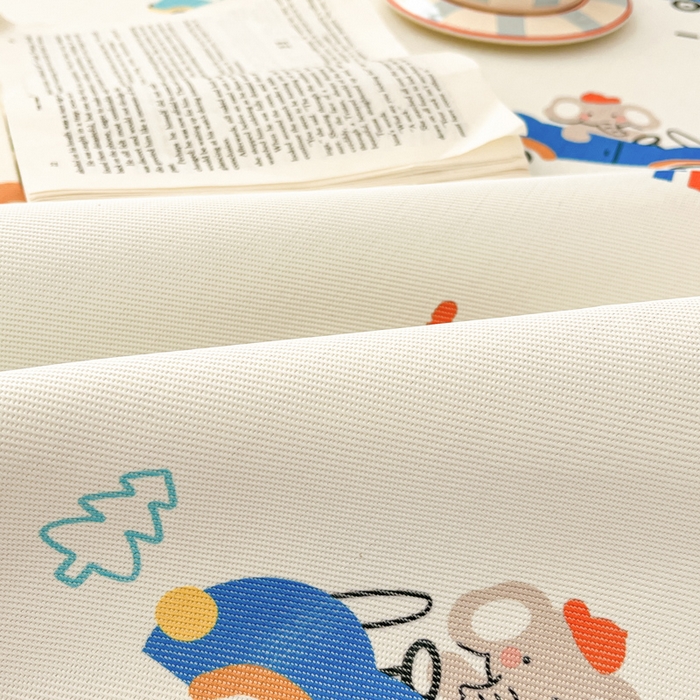 91家纺网 家纺一手货源 找家纺 绒艺席业 2025新款600D冰丝印花数码印花冰藤席卡通小清新系列 快乐总动员