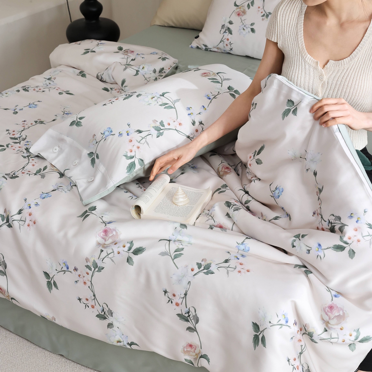 91家纺网 家纺一手货源 找家纺 玉宇阁 2025新款60S兰精天丝印花四件套 春棠