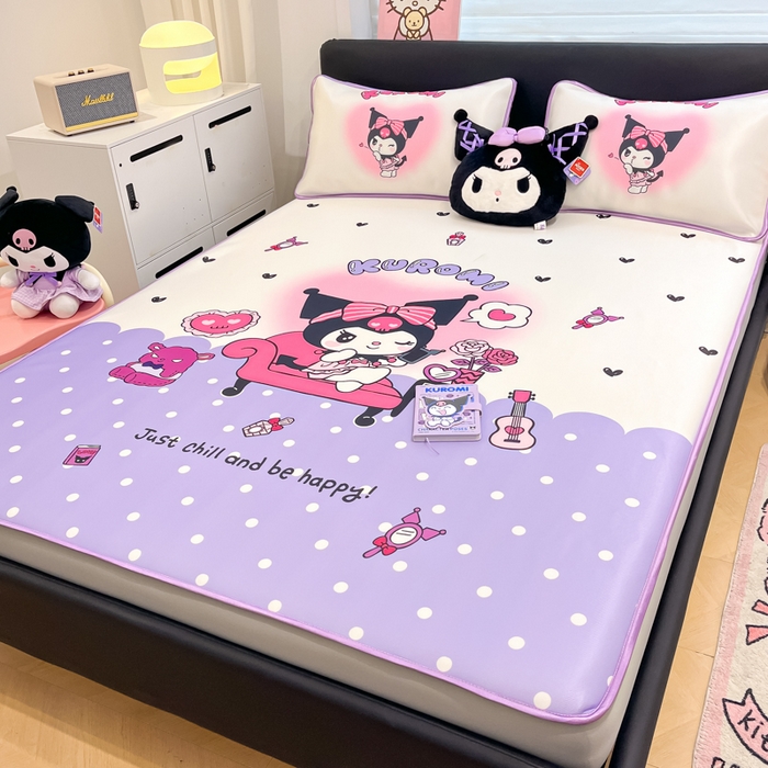 91家纺网 家纺一手货源 找家纺 暮思家居 2025新款正版授权A类大版数码印花三丽鸥可机洗1200D冰丝凉席可组合针织棉夏被四件套床笠款 床笠款-美妆库洛米