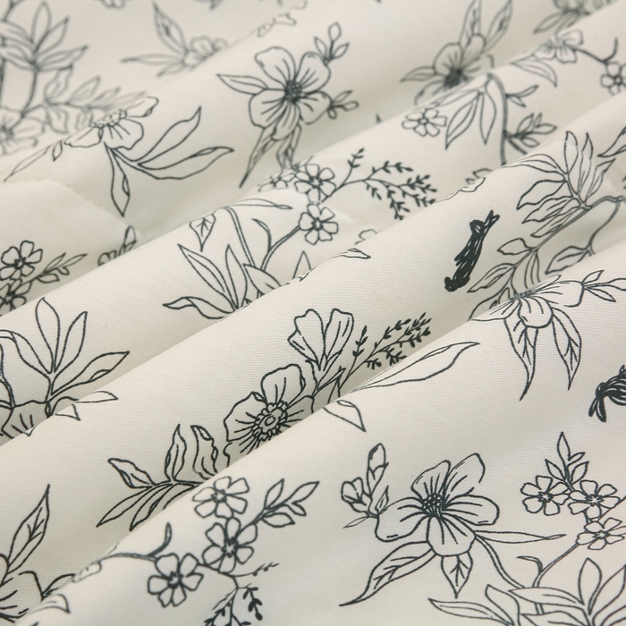 91家纺网 家纺一手货源 找家纺 锦鹭被业 2025新款A类里外全棉印花夏被 花园小兔