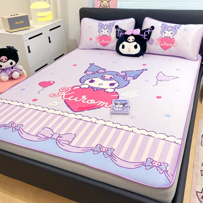 91家纺网 家纺一手货源 找家纺 暮思家居 2025新款正版授权A类大版数码印花三丽鸥可机洗1200D冰丝凉席可组合针织棉夏被四件套床笠款 床笠款-爱心库洛米